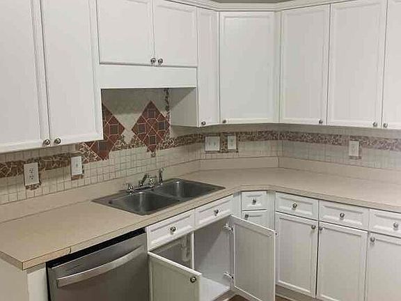 5th image of 363 Forest Lakes Dr
