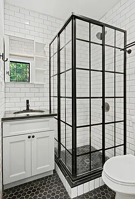 Rented by Eliaman Group, LLC | media 32