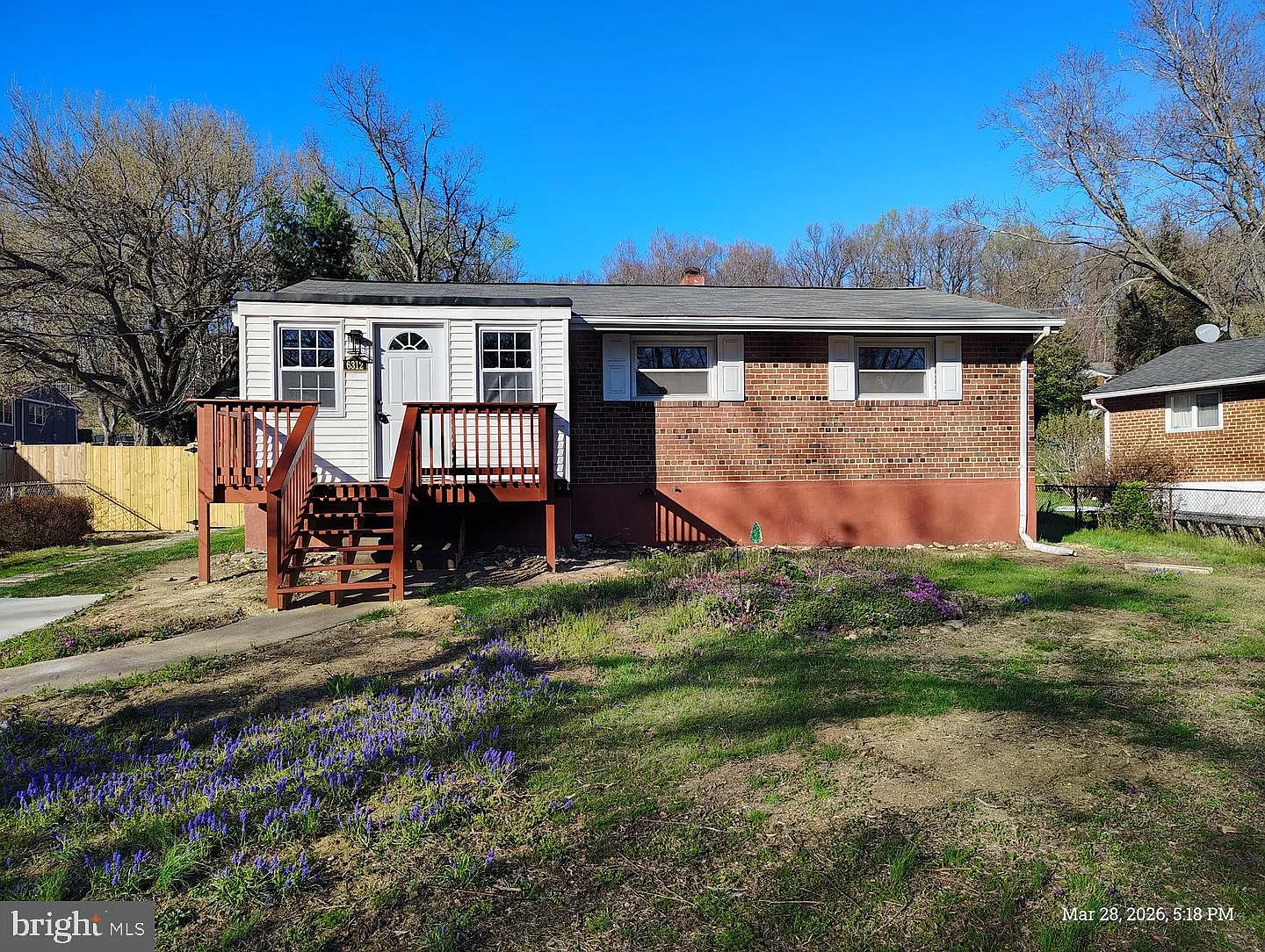 6 bed, 3.0 bath, 2220 sqft, $3,600 — Photo 2