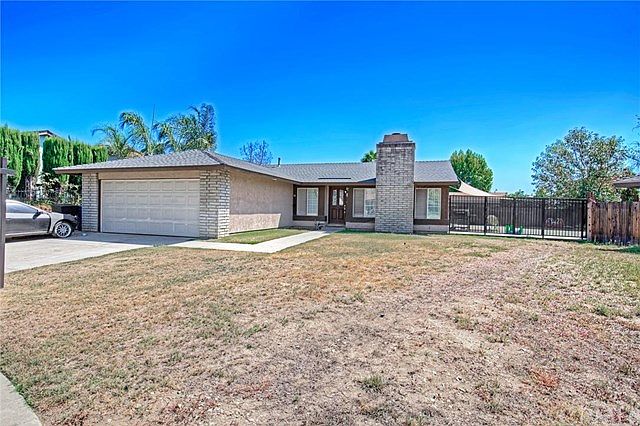 1st image of 532 Aspen Ln