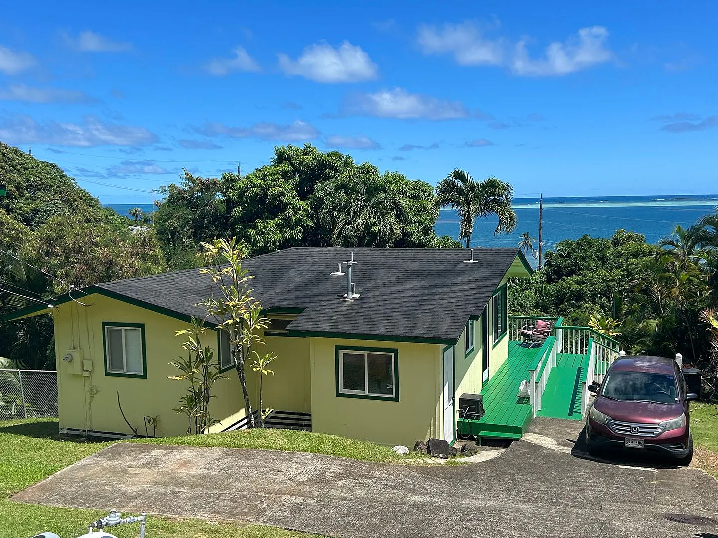 Kaneohe Bay Views 2 bedroom 1 bath home — Photo 2