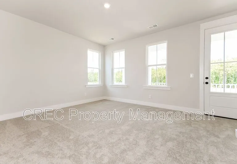 1205 Carnes Blvd — Photo 5