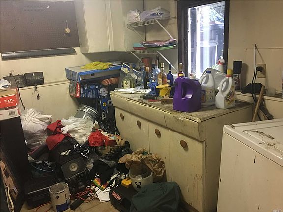 3rd image of 203 Westwood Dr
