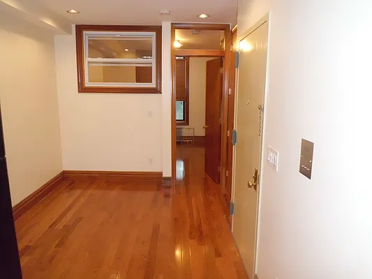 Rented by Maximus Realty Group | media 24