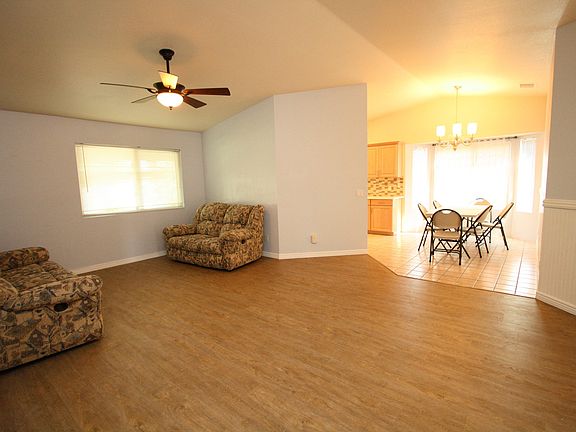 3rd image of 2683 W Fanbrook Rd
