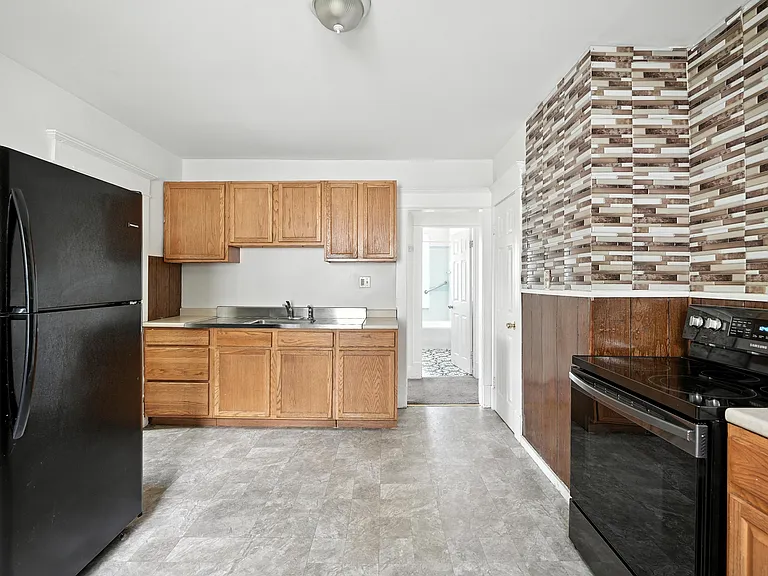 126 Woodside Ter #126 — Photo 9