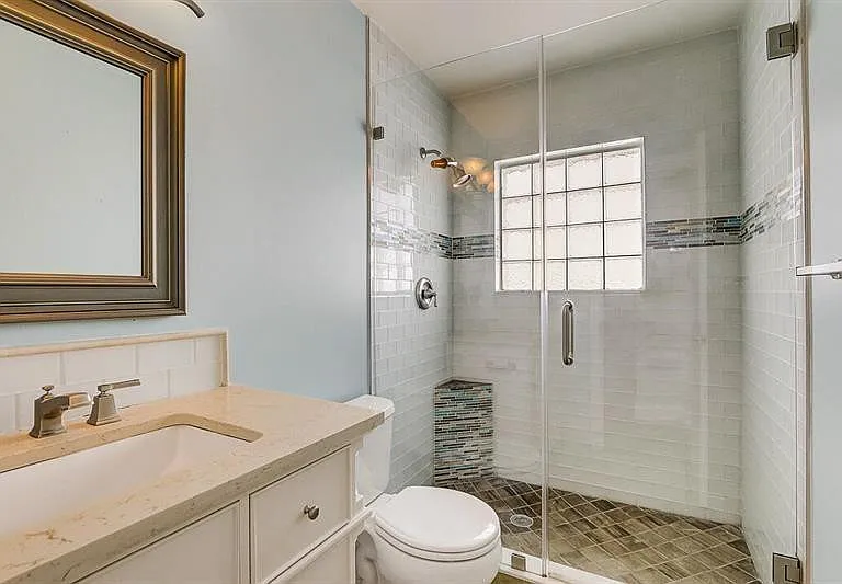 9387 Richmond Cir — Photo 12