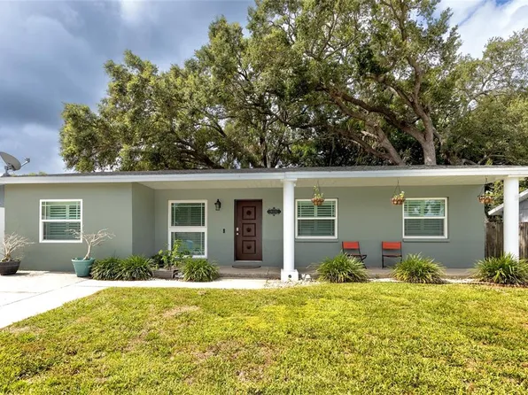 9132 108th Ave, Seminole, FL 33777