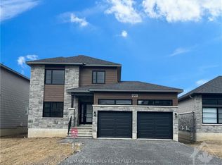 444 Aurora St, Russell, ON K4R0L1