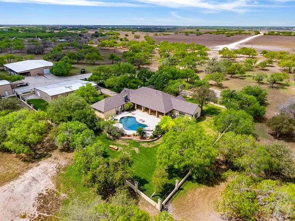 5548 County Road 81, Robstown, TX 78380