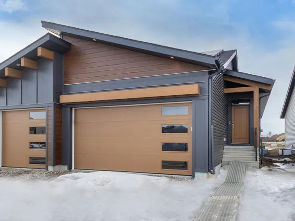 207 Stonehouse Way, Leduc, AB T9E 1S3