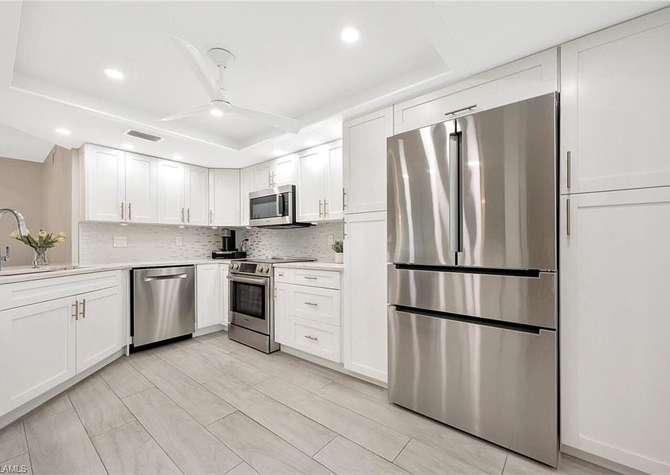 607 Beachwalk Cir APT 102, Naples, FL 34108 Zillow
