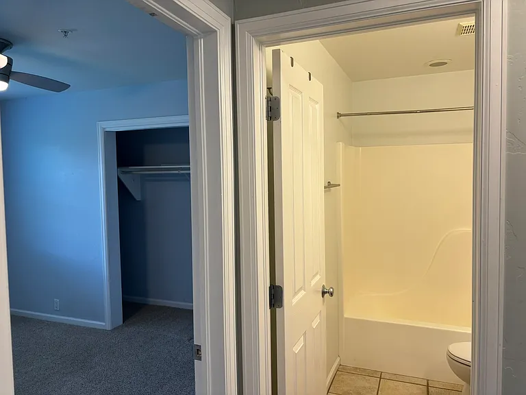 104 Lakeside Dr — Photo 9