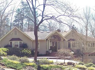 17 Oak Leaf Rd, Lake Wylie, SC 29710
