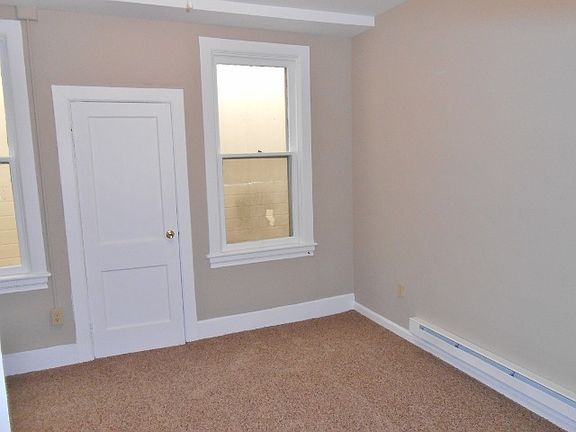 2nd image of 156 S Potomac St APT 2N