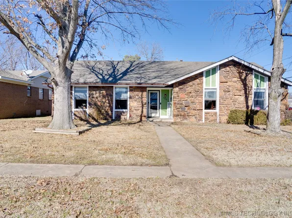 106 W Chestnut Pl E, Skiatook, OK 74070