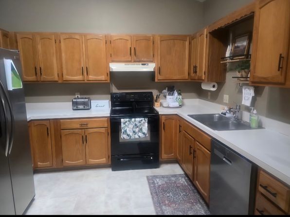 781 Ridgewood Dr APT 10B