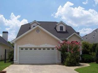 102 Prestwick Way S, Stockbridge, GA 30281