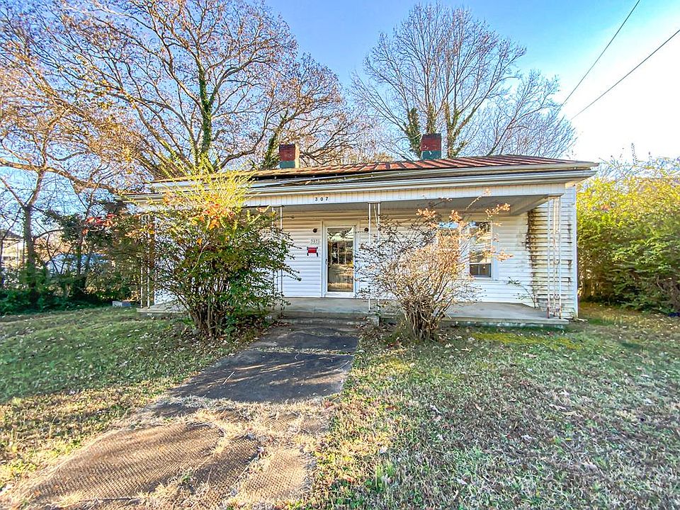 1st image of 307 3rd Ave