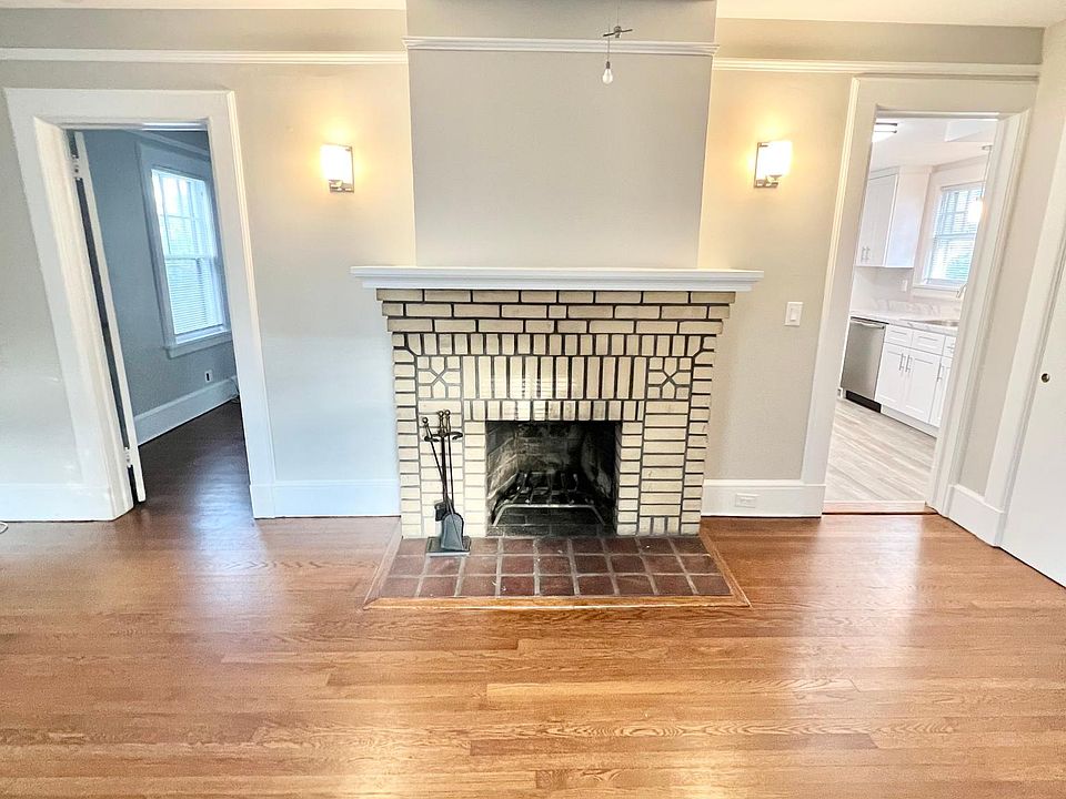1st image of 40 Dekalb Ave Floor 2