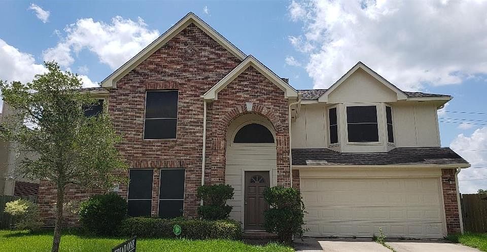 1st image of 2239 Heatherwood Dr