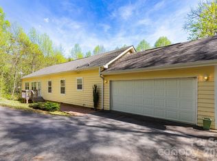 39 Kylie Grace Ln, Candler, NC 28715