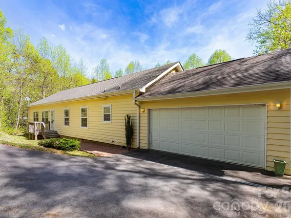 39 Kylie Grace Ln, Candler, NC 28715