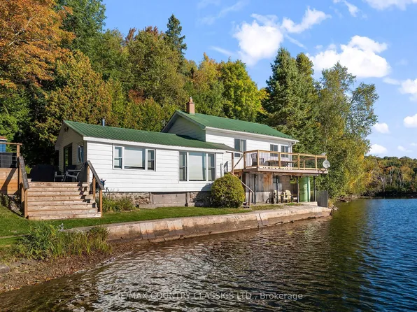 25 Brethour Rd, Hastings Highlands, ON K0L 1C0