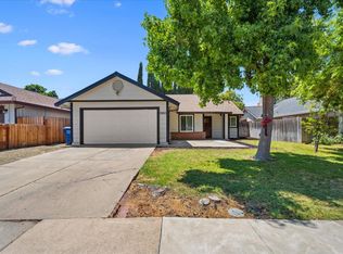 7633 La Tour Dr, Antelope, CA 95843