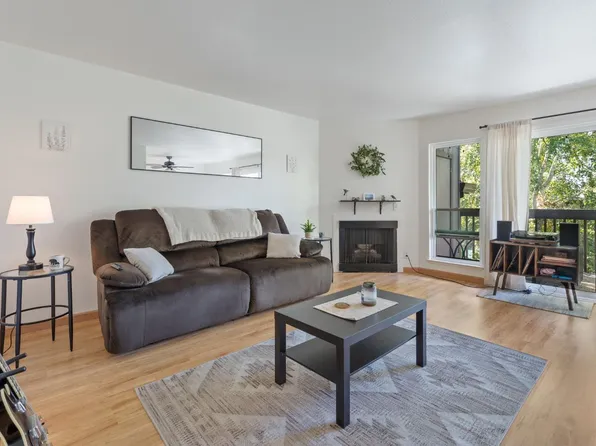 2414 Larkspur Ln APT 238, Sacramento, CA 95825