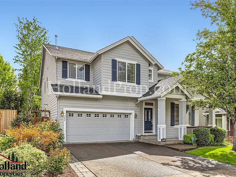 342 NW Malia Ln — Photo 2