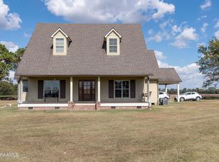 11106 Theriot Pvt Rd, Abbeville, LA 70510