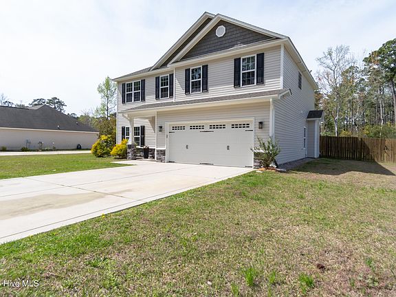 3rd image of 519 Stately Pines Road