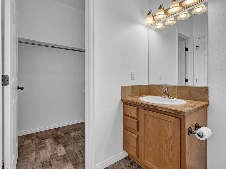 40 Timberline Dr — Photo 23