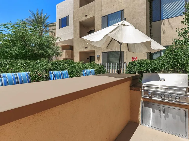 Las Aguas Apartments — Photo 15
