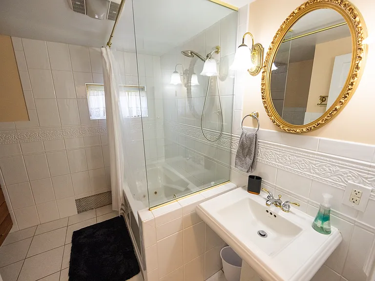 134 Lincoln Ave #MAIN HOUSE — Photo 15