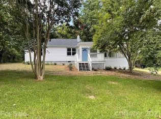 1215 Summerville Rd, Charlotte, NC 28214