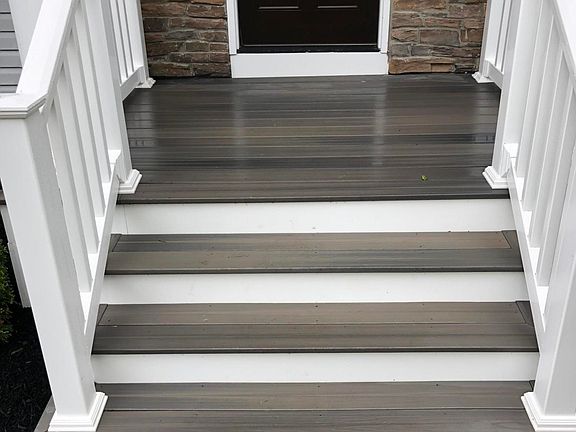 5th image of 10 Henry Dr