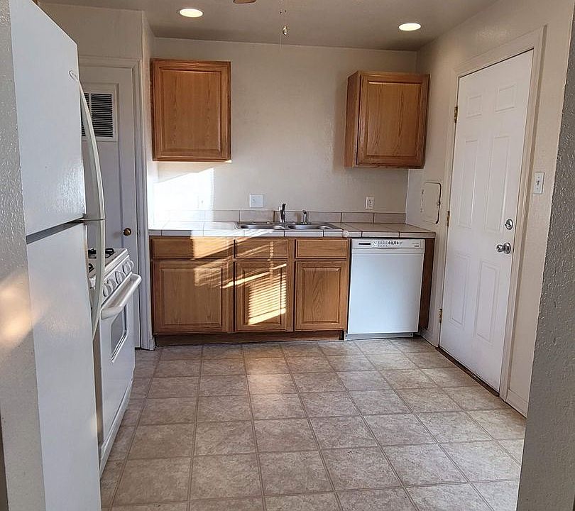 1st image of 1509 E Caramillo St #9661117