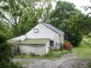 73 Oak Rd, Lancaster, PA 17516