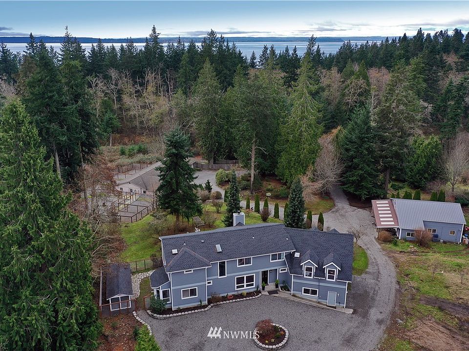 Welcome to 6621 Sills Rd.  This special property includes a 3,553 sq ft home, a 1,464 sq ft shop, a 3,800 sq ft building previously used as a kennel, plus a 1,900 sq ft pole barn with storage.