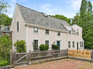 9 Mechanic Ct, Marblehead, MA 01945
