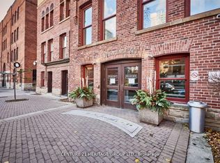 11 Saint Joseph St #203, Toronto, ON M4Y 3G4