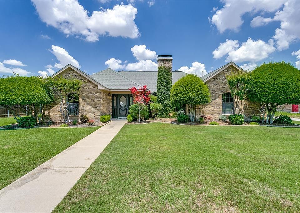 1st image of 4005 McClary Dr