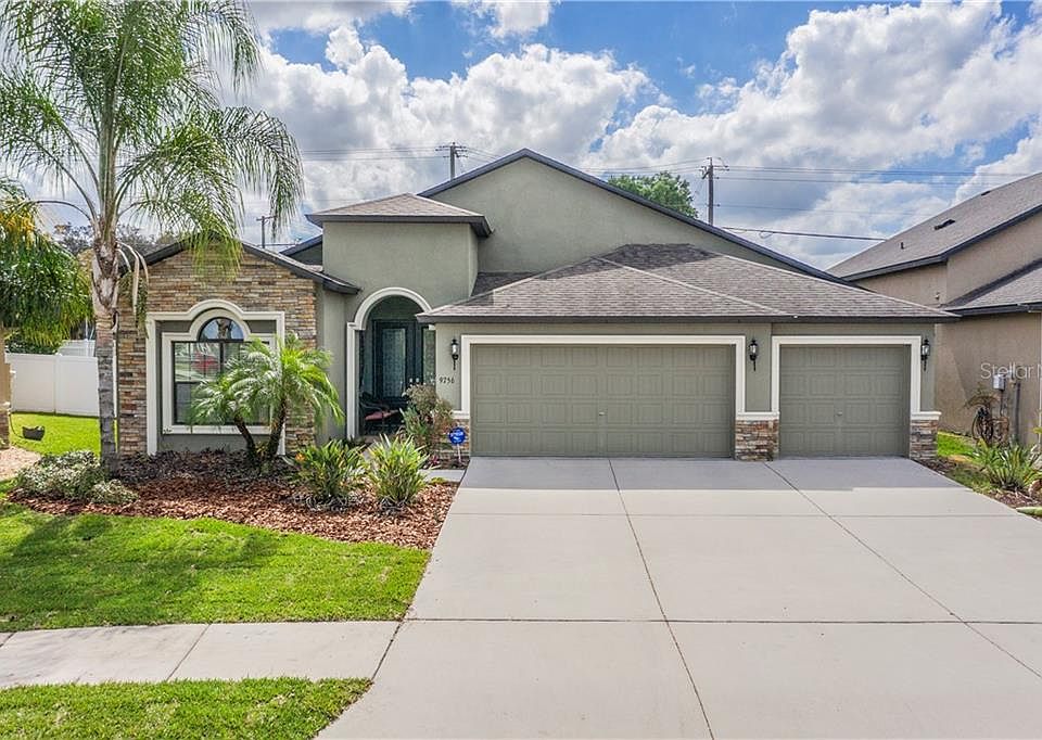 1st image of 9756 Troncais Cir