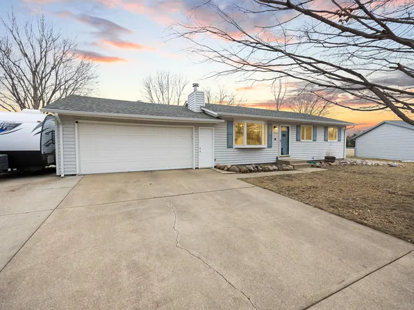 3812 S Morrow Dr, Sioux Falls, SD 57106