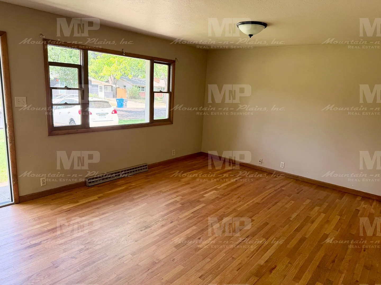 1321 Lakewood Drive- 2 — Photo 3