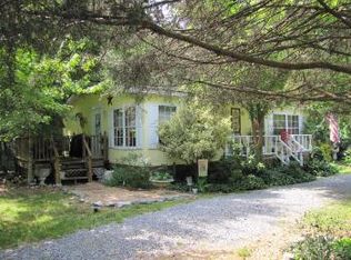 210 Glensara Dr NW, Charleston, TN 37310