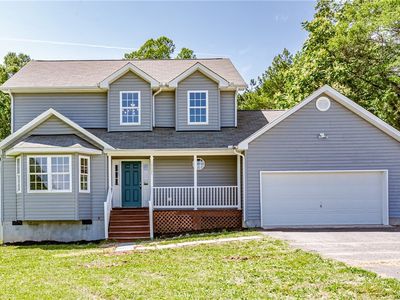 12037 Walnut Hill Dr, Rockville, VA, 23146
