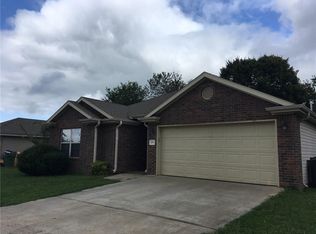 1209 N 30th St, Rogers, AR 72756
